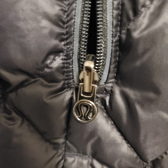 Lululemon Jacket - Picture 4 of 4